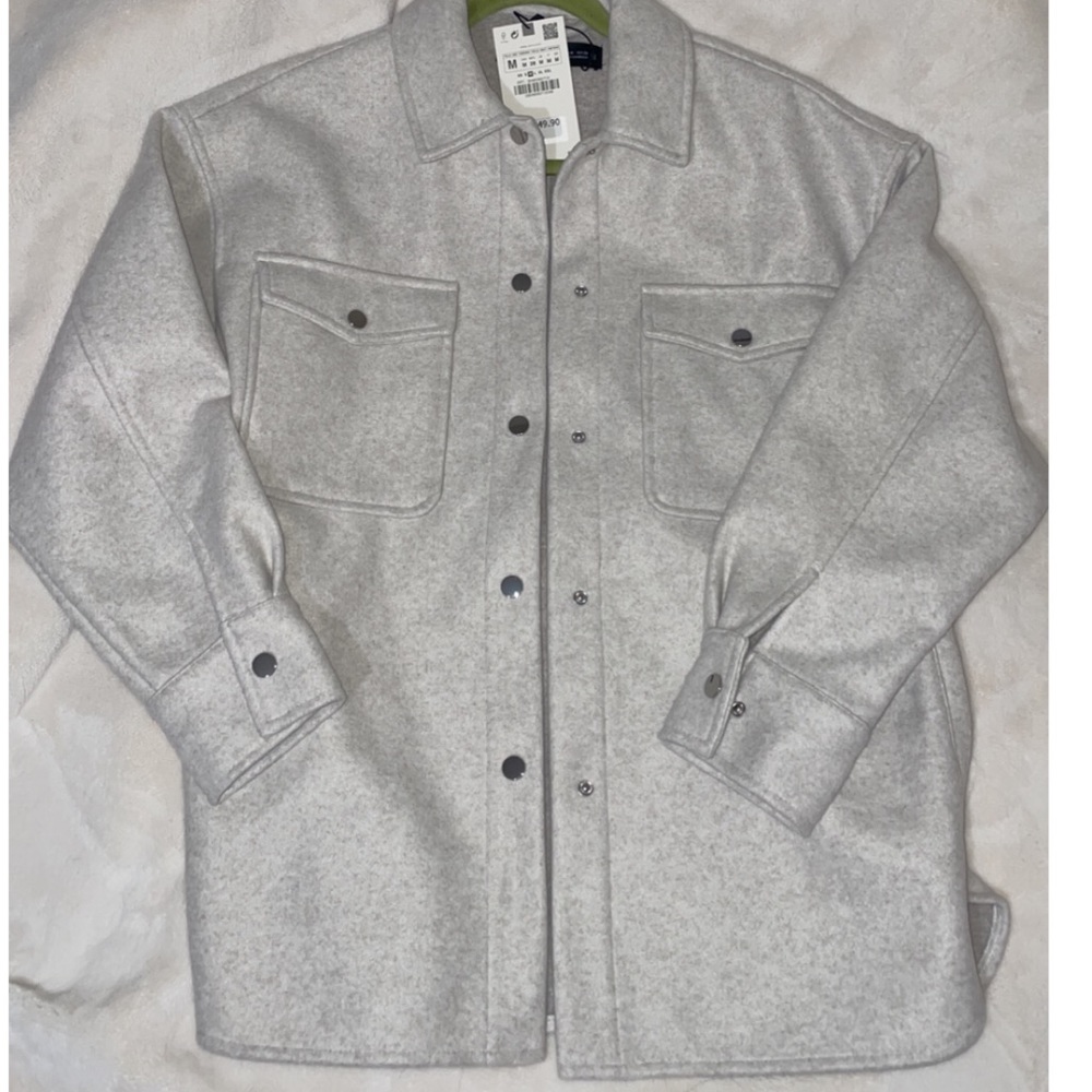 COPY - Zara buttoned soft overshirt in color ecru